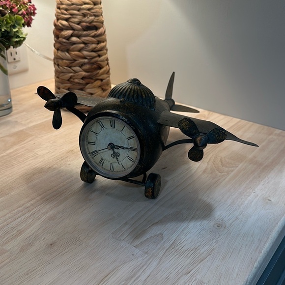 Lindbergh Aviation Clock - Picture 1 of 4